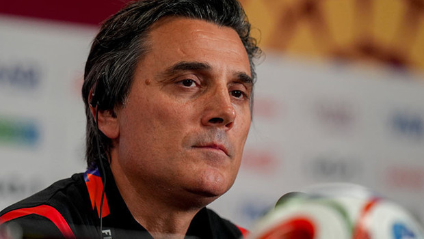 Avustralya mağlubiyeti sonrasında Montella'ya eleştiri: 'İnadı bırakıp değişmeyi, esnemeyi öğrenmek zorunda!'