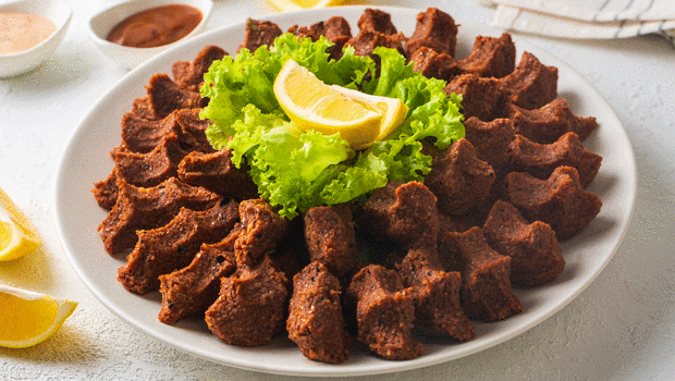 Etli çiğ köfte nasıl yapılır? Yanına ne gider?