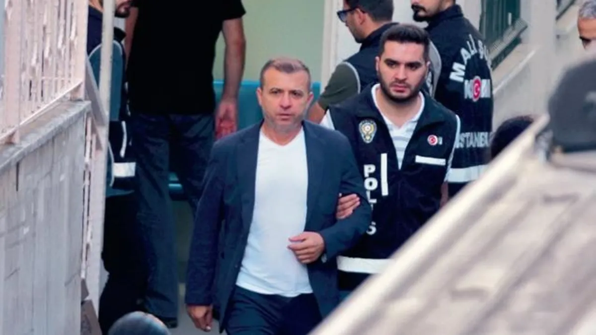 Silivri’de binaya kutuyla para başkana elden rüşvet!