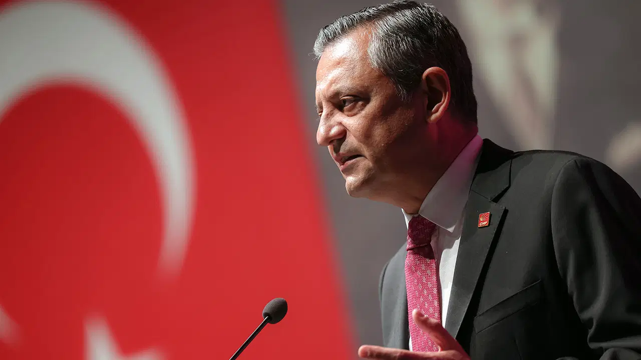 Özgür Özel, TBMM'de MYK'sini topladı