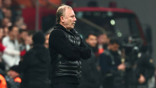 Sergen Yalçın: 'Türkiye Kupası tutunabileceğimiz tek dal'