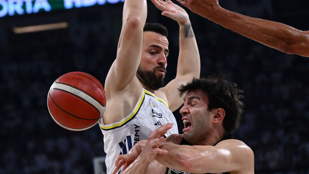 Melih Mahmutoğlu: 'Bir kere daha tarih yazdık!'