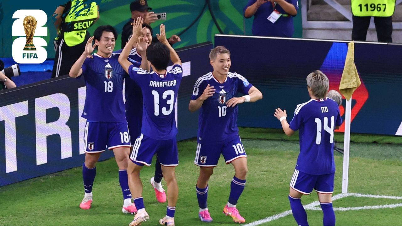 Tarihe geçen maçta 4 gollü galibiyet: Japonya, Tunus engelini rahat geçti