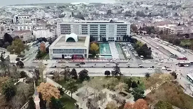 İstanbul Büyükşehir Belediye Başkanlığı görevinden uzaklaştırılarak tutuklanan Ekrem İmamoğlu ’na yönelik yürütülen ‘