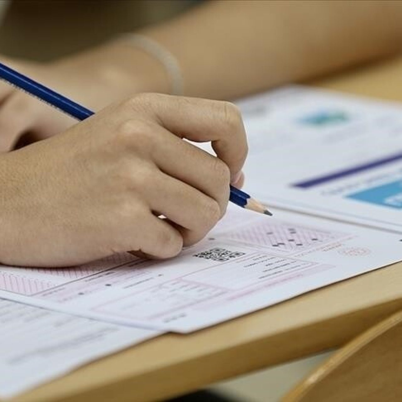 YDT sınavına girecek adaylar dikkat! 2026 YKS kapsamında yapılacak YDT oturumunun başlangıç ve bitiş saatleri belli oldu.