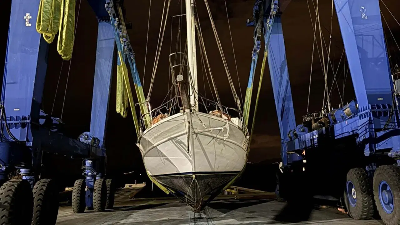 Muğla'da panik anları: Tekne su aldı, içindeki 3 kişi kurtarıldı