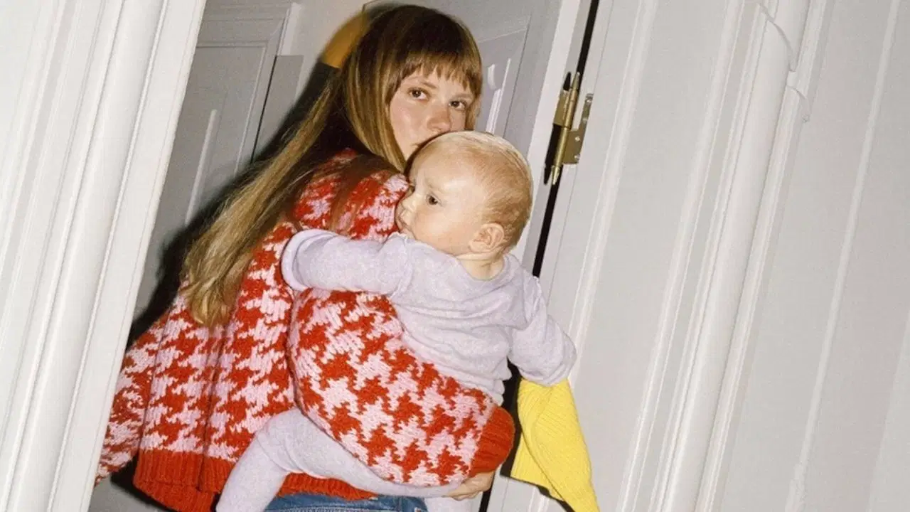 Modern anneliğin görünmeyen yükü: Y kuşağı anneleri neden daha kırgın ve tükenmiş?