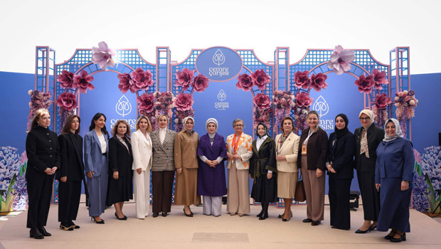 ‘Cemre Çarşısı’nı açan Emine Erdoğan: Şimdi iyilik vakti