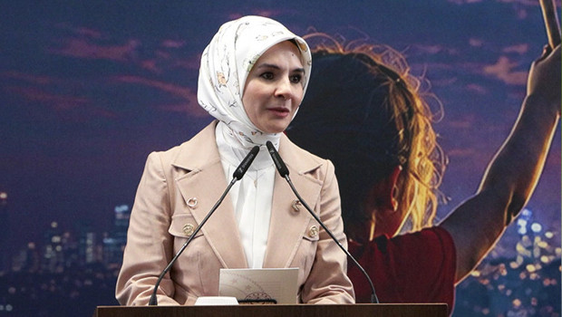 Bakan Göktaş, İrade Bizim Zafer Bizim Sergisi'nin açılışına katıldı
