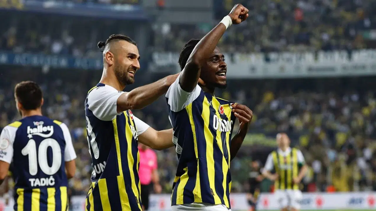 Eski Fenerbahçeli Bright Osayi-Samuel'den Beşiktaş itirafı: 'İmza atmak istesem bile...'