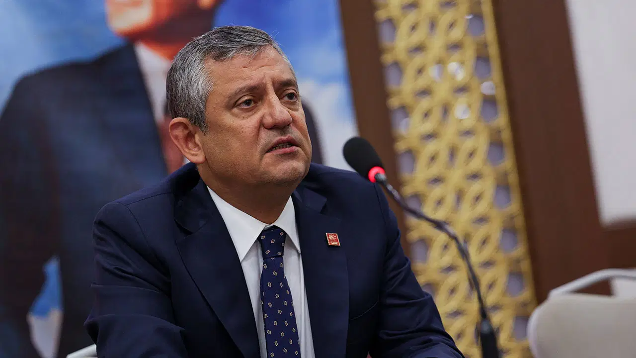 CHP'de kapalı grup toplantısı yapıldı: Toplu istifa gelecek mi?
