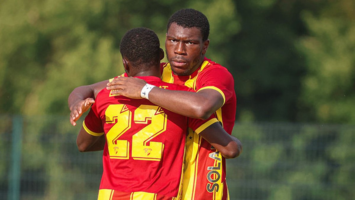 Göztepe'de Armstrong yıldızlaştı!