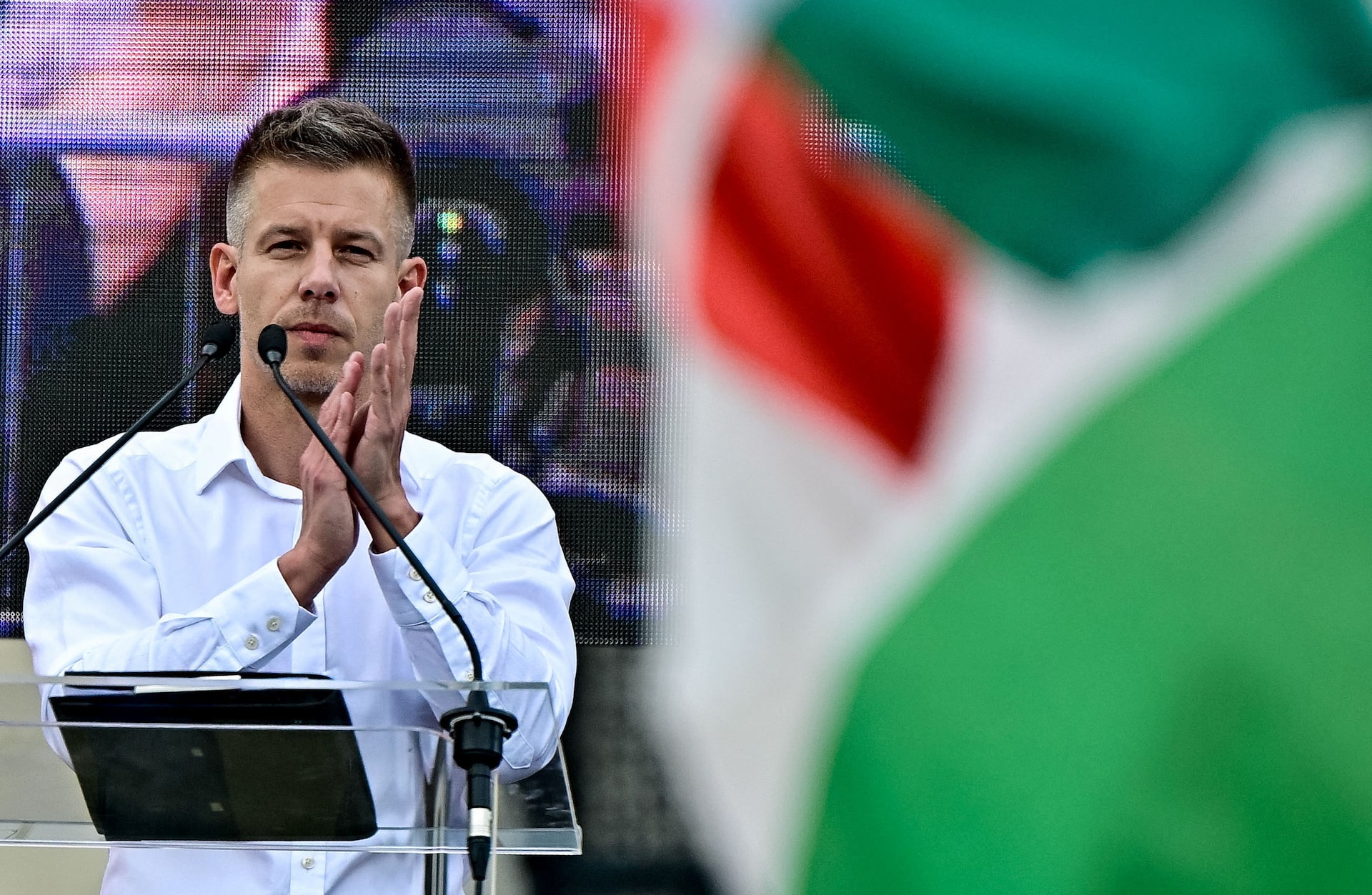 Macaristan'da devir değişti. Orbán'a yakın şirketler çöküşün eşiğinde