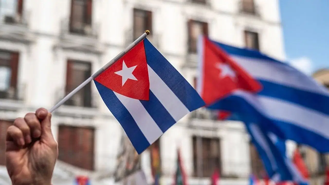 THTM ve Jose Martin Dostluk Derneği Küba halkına destek olması için sergi açacak