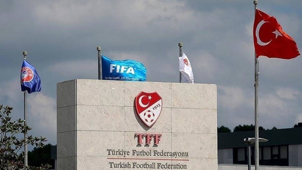 TFF'den yarı otomatik ofsayt sistemi kararı: 'Hakem kararlarının doğruluğunu daha da artıracağız'