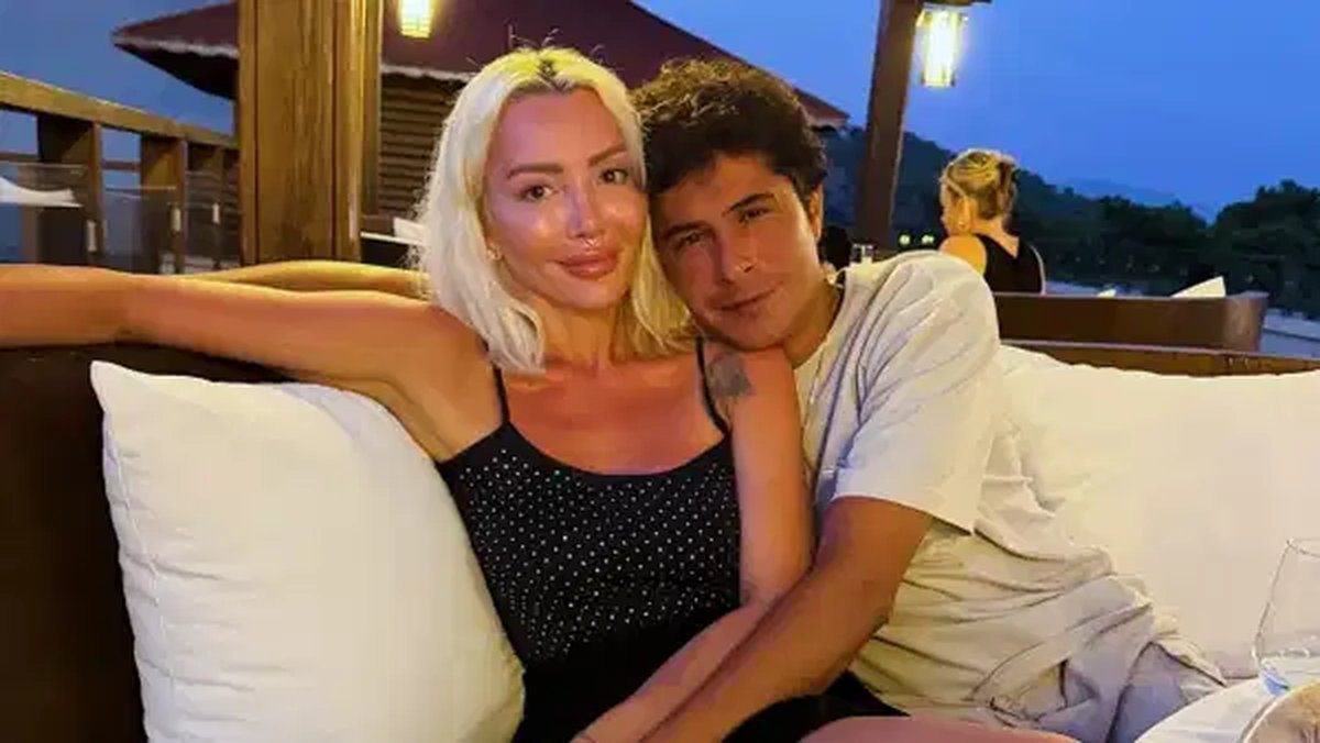 İsmail Hacıoğlu ve eşinden romantik tatil pozları: Takipçileri hayran kaldı