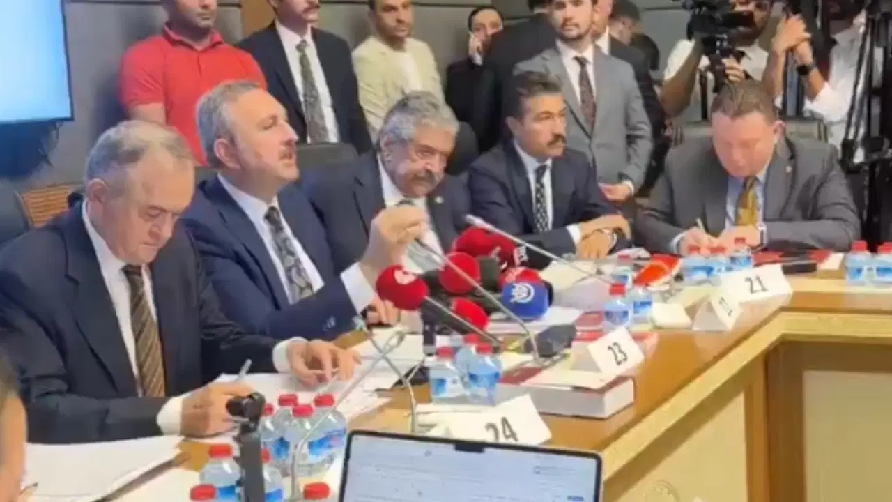 İYİ Parti’den 'çerçeve yasa' hamlesi: Komisyon'dan canlı yayın açtı