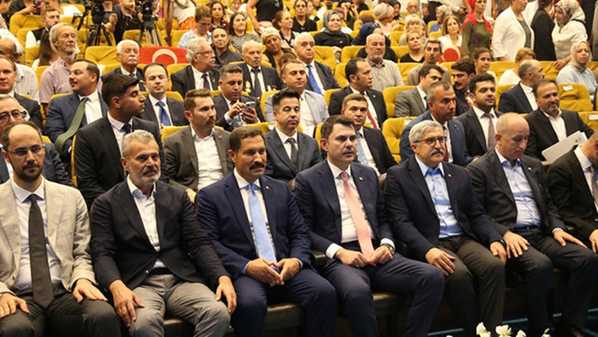 Hatay'da konut ve iş yeri anahtar teslim töreni yapıldı | Yayman: Küllerinden doğan bir Hatay görüyoruz