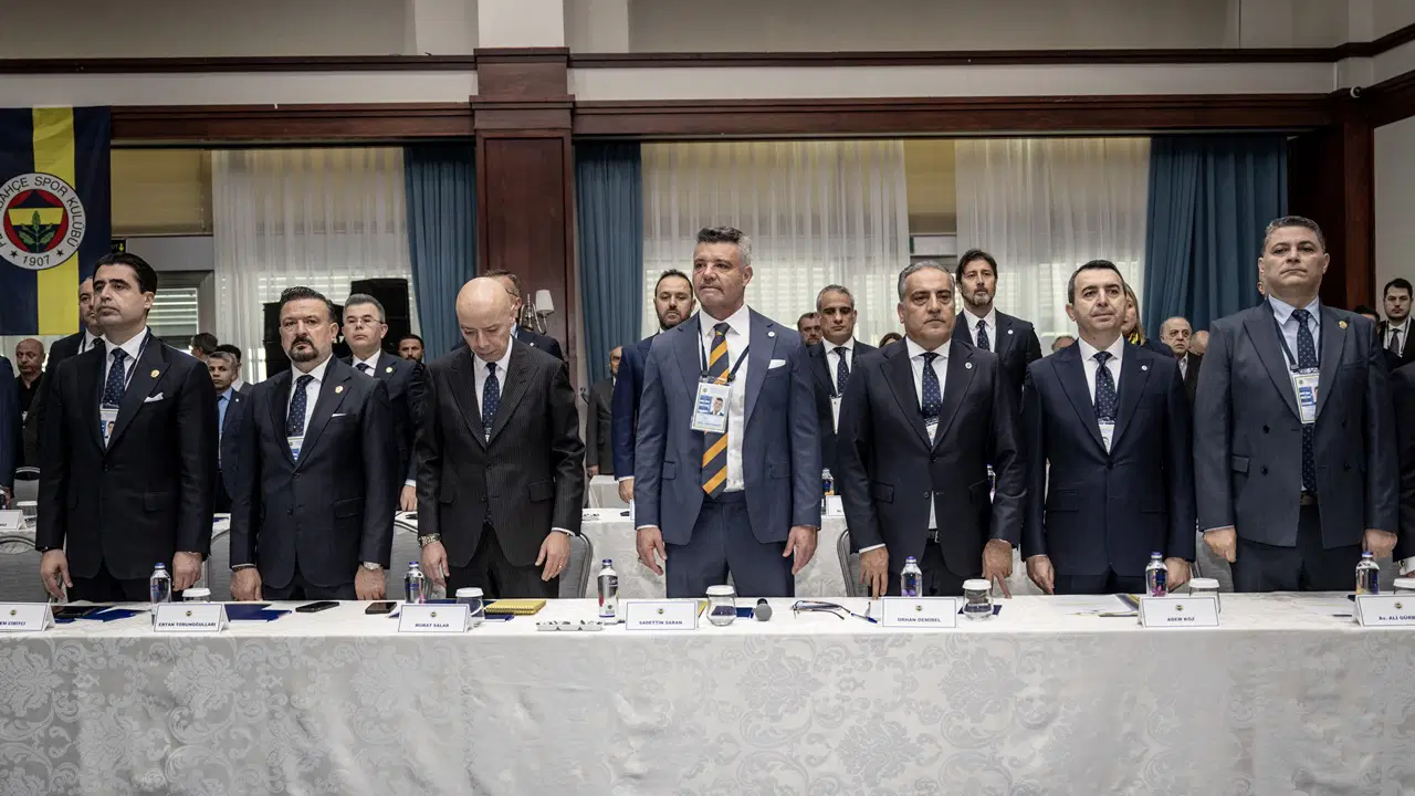 Galatasaray mağlubiyetinin ardından... Fenerbahçe'de yönetim kurulu toplanıyor
