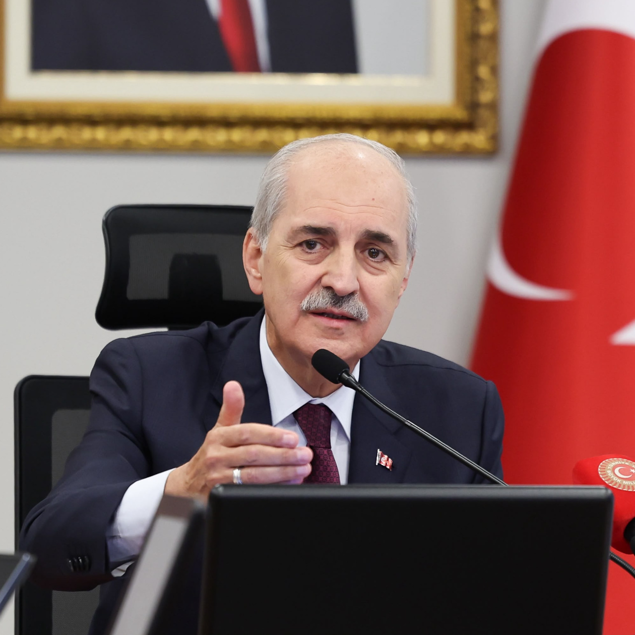 TBMM Başkanı Numan Kurtulmuş, Demokrasi ve Özgürlükler Adası'nda düzenlenen Bosphorus Diplomasi Forumu'nun kapanış töreninde