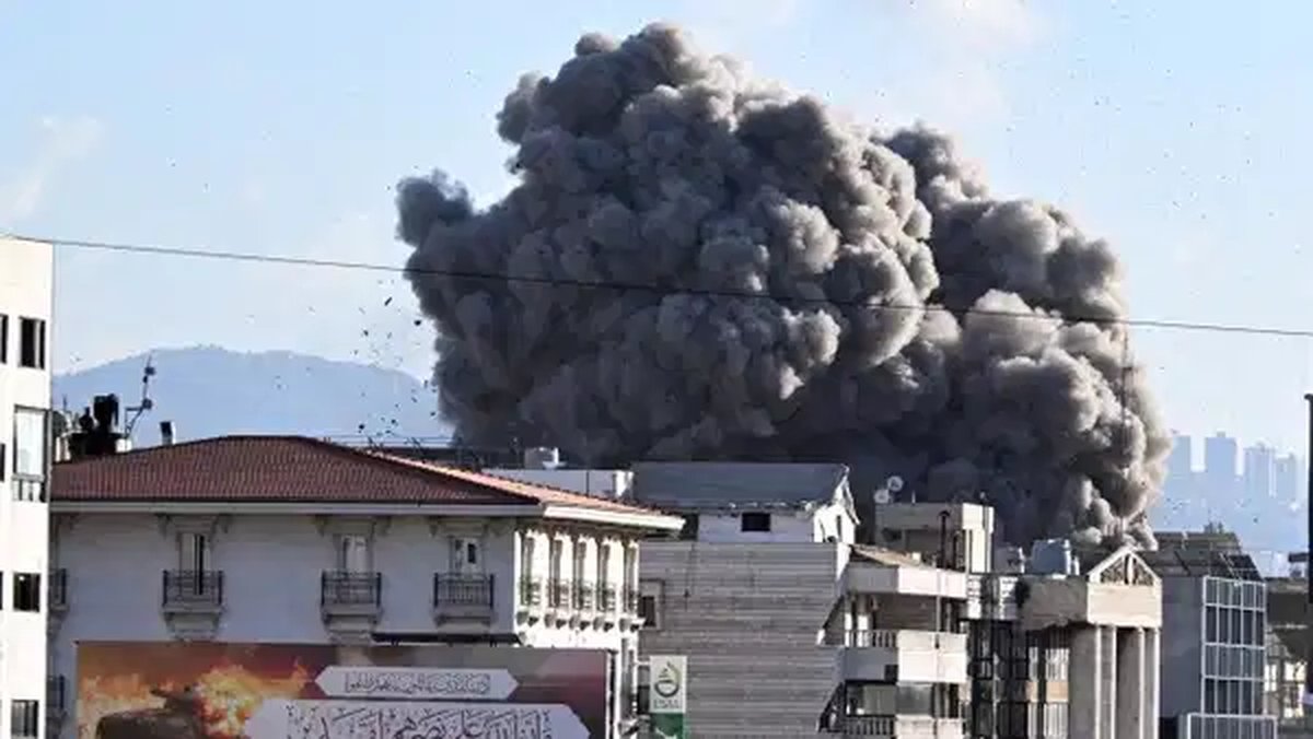 İsrail ordusunun Lübnan'a yönelik hava saldırılarında hayatını kaybedenlerin sayısı 11'e yükseldi.
