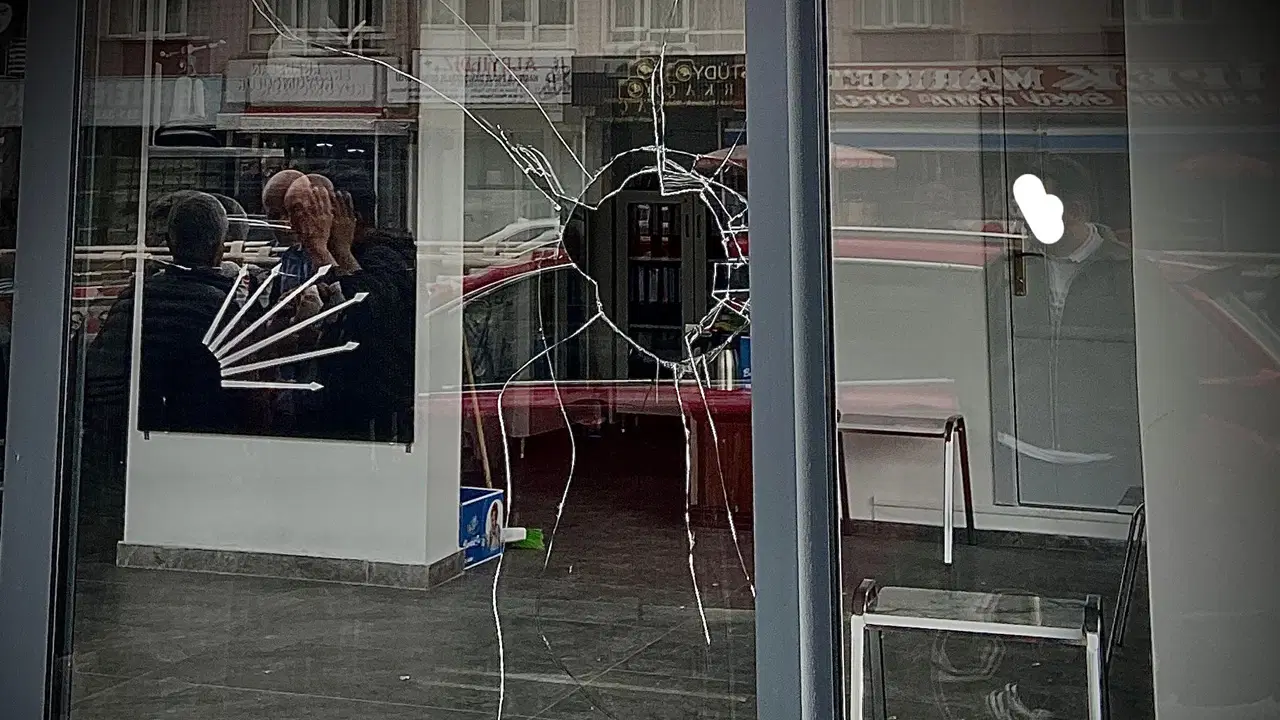 CHP'nin Keçiören İlçe Başkanlığı'na saldırı: 'Ne korkarız ne geri çekiliriz'