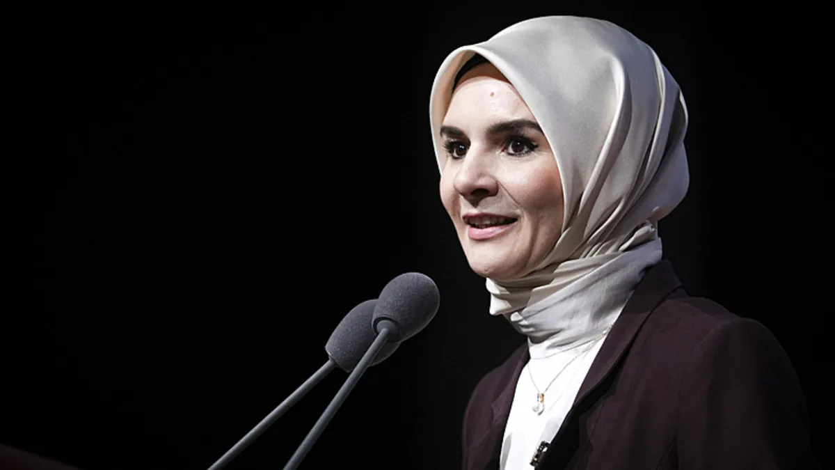 Aile ve Sosyal Hizmetler Bakanı Göktaş: Geldiğimiz noktada asıl tehlike evlerde odamızın içinde