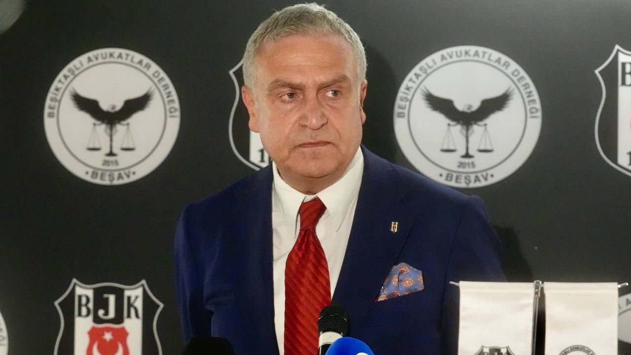 Beşiktaş Jimnastik Kulübü'nin İkinci Başkanı Hakan Daltaban, Tüpraş Stadyumu'nda düzenlediği basın toplantısında gündeme dair