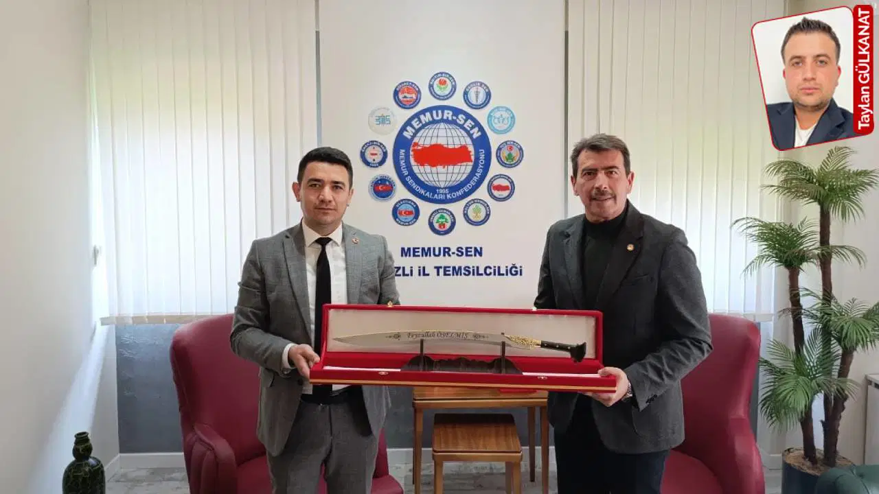 Eski TÜGVA’lı müdürden, yandaş sendikaya kılıç hediyesi