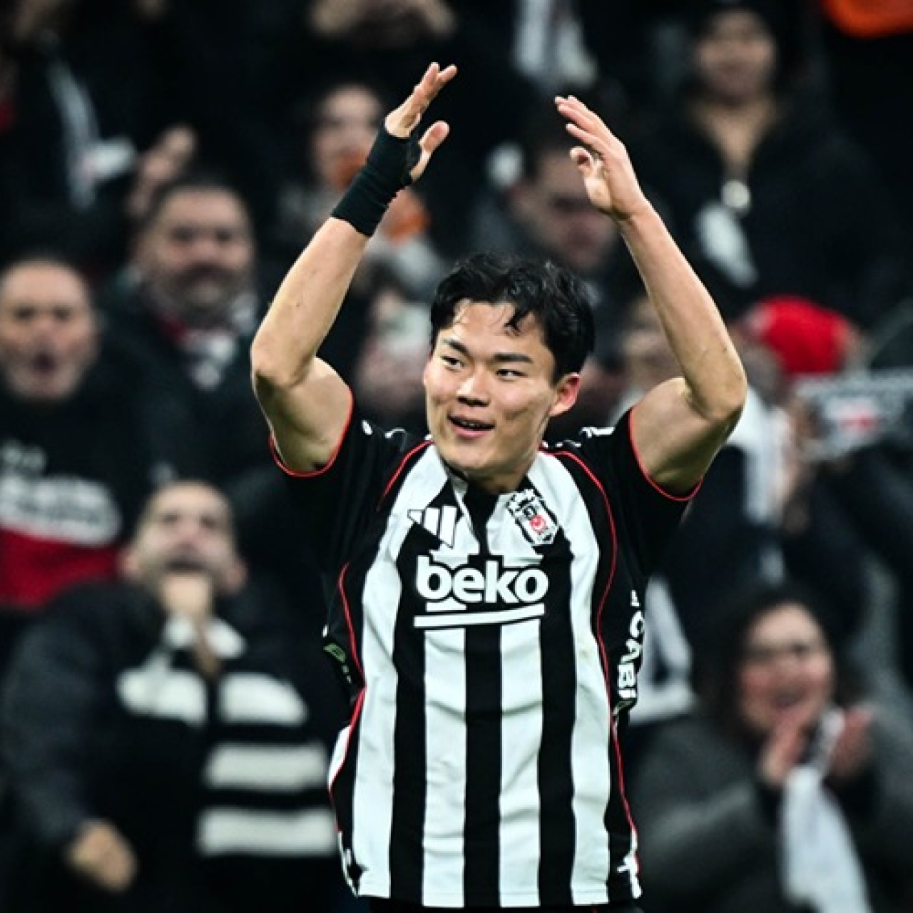 Beşiktaş, UEFA Avrupa Ligi play-off turu rövanş maçında Litvanya ekibi Kauno Zalgiris ile karşı karşıya gelecek.