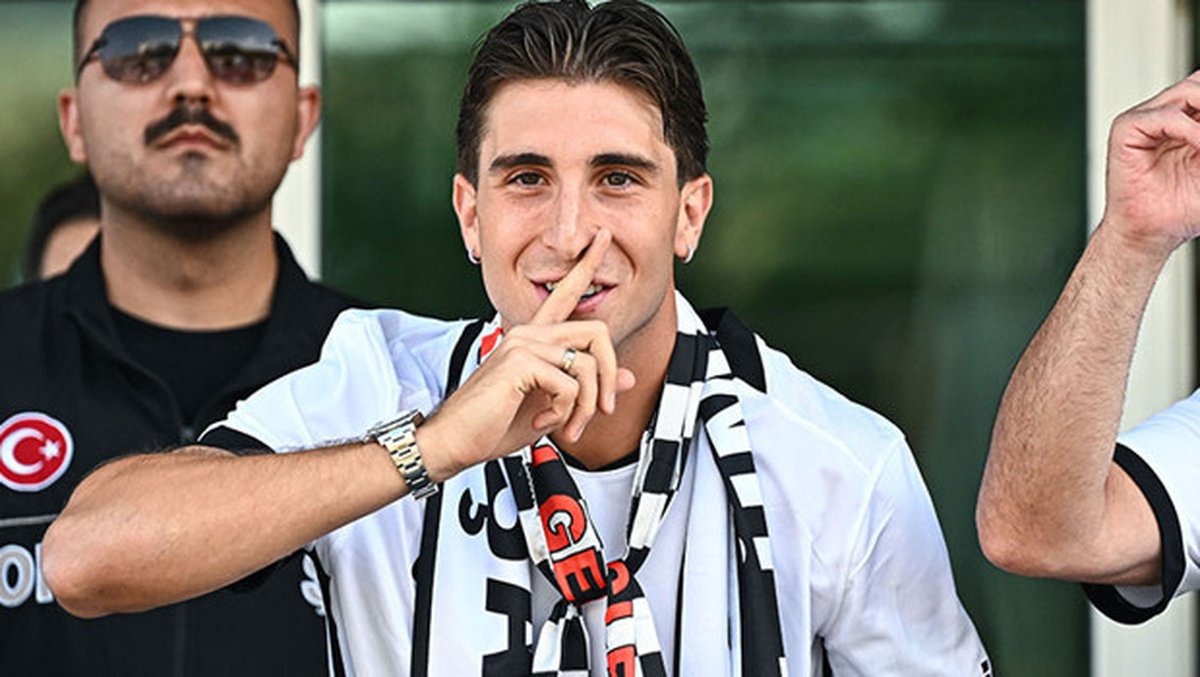 Beşiktaş'ın 23 yaşındaki yeni İtalyan transferi Fabio Miretti, kulübün resmi YouTube kanalına verdiği röportajda kariyeri ve 