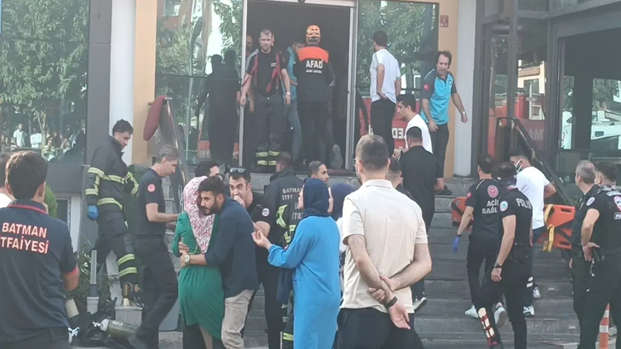 Batman'da spor salonunda çıkan yangında 2 kişi hayatını kaybetti
