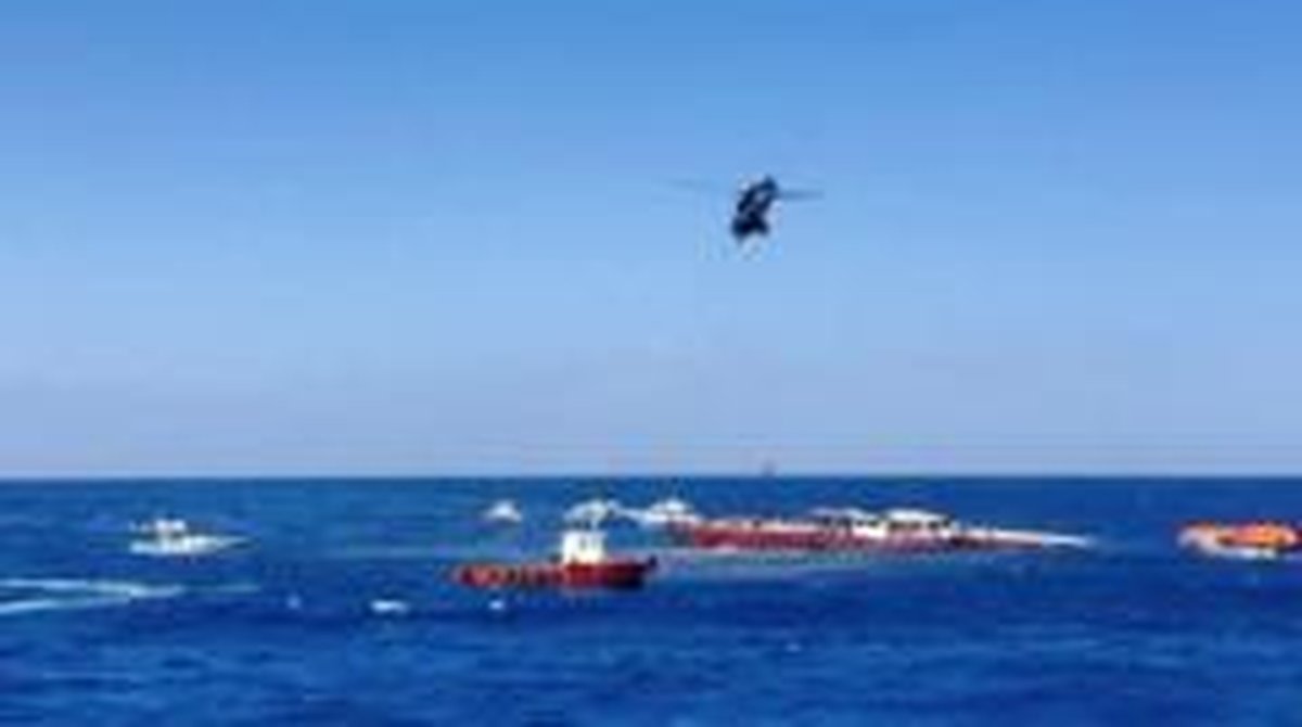 Girne açıklarında yolcu feribotu battı: En az 8 yolcu öldü, kaptan gözaltında