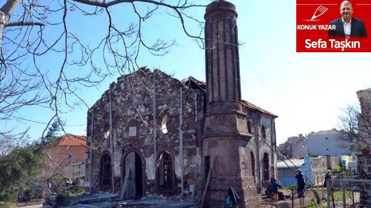 Midilli adasında bulunan ve dört yüzyıllık bir tarihe sahip olan Balizade Hasan Bey Camii'nin kökenleri ve geçirdiği değişiml