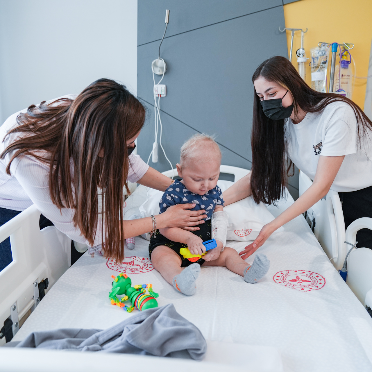 Kadir Efe bebek erişkin kadavradan alınan ince bağırsağın kısaltılmasıyla iyileşti