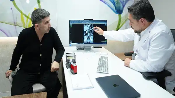 Nefes darlığı ve karın şişkinliği şikayetiyle gitti: 20 santimetre kist çıkarıldı