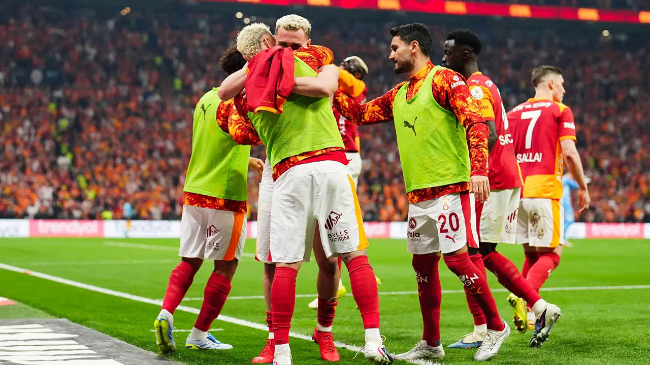 Samsunspor maçı öncesi Galatasaray'da büyük gün