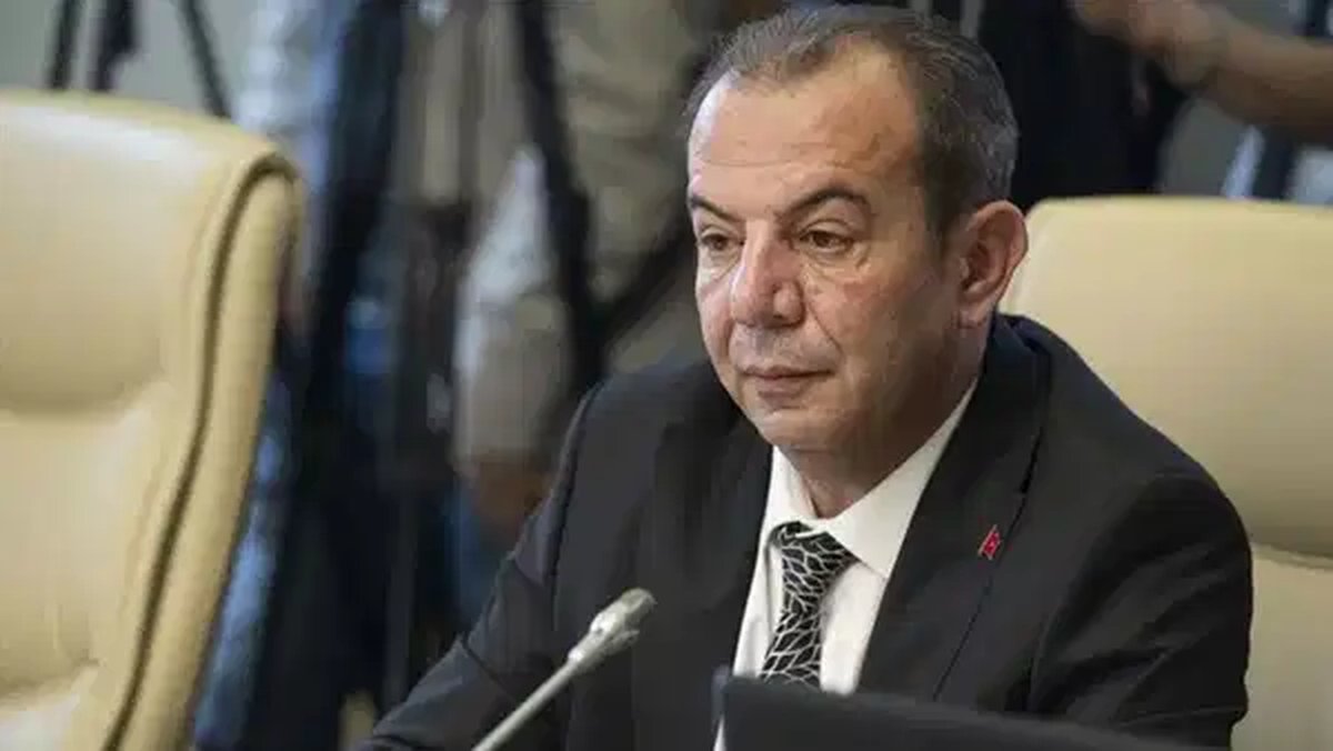 Bolu Belediyesi'ne yönelik yürütülen 'irtikap' soruşturması kapsamında, aralarında görevden uzaklaştırılan Belediye Başkanı
