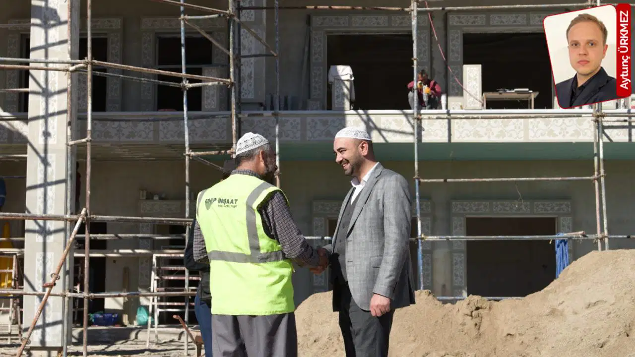 Menzil cemaatinde kardeşler arasındaki liderlik ve miras çekişmesi sürerken, büyük ağabey Saki Elhüseyni cemaatin finansal gü