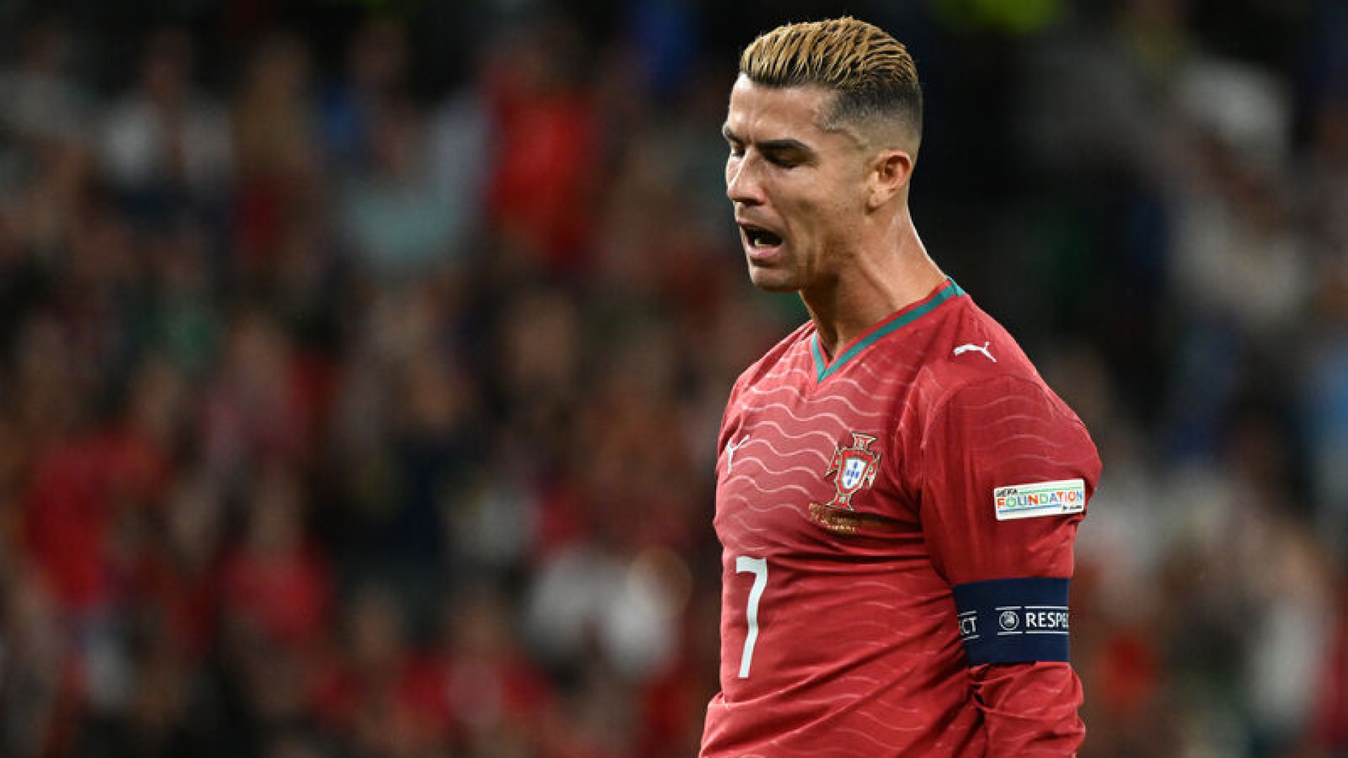 Portekizli yıldız futbolcu Cristiano Ronaldo, UEFA Uluslar Ligi'nde Danimarka ile oynanacak maç öncesinde milli takım kampını