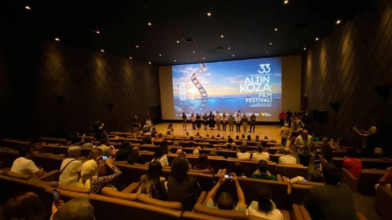 33. Uluslararası Adana Altın Koza Film Festivali, bu yıl 26 Eylül - 4 Ekim tarihleri arasında Adana'da sinemaseverlerle
