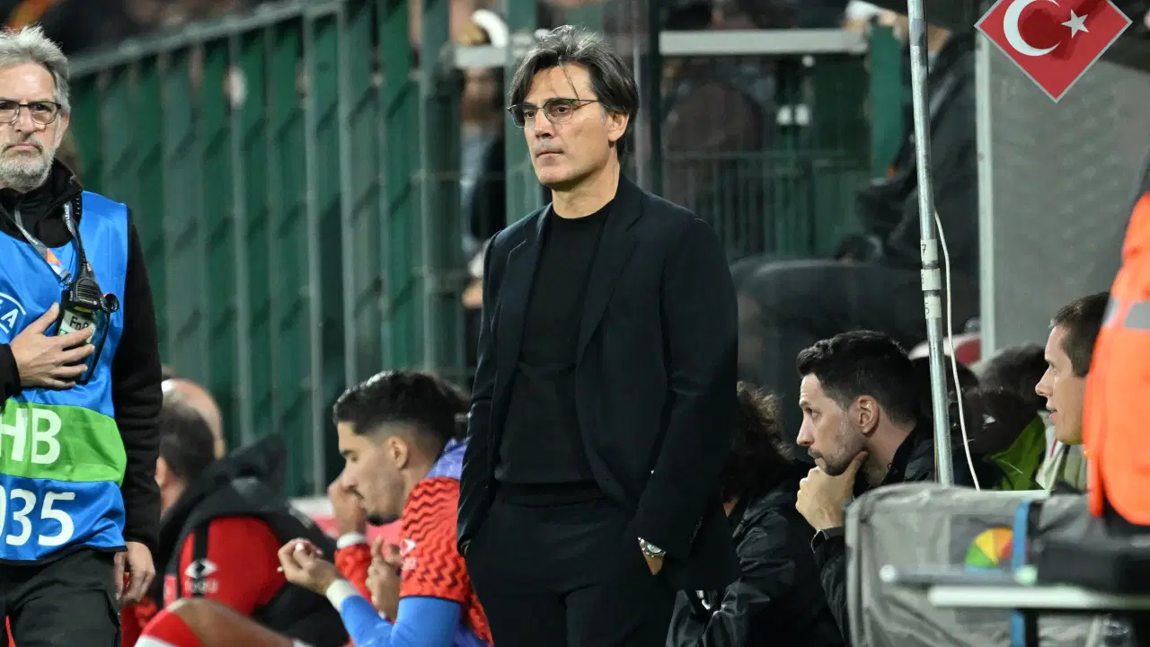 Vincenzo Montella'dan forvet isyanı: '3. Lig'den oyuncu almamı istediler'