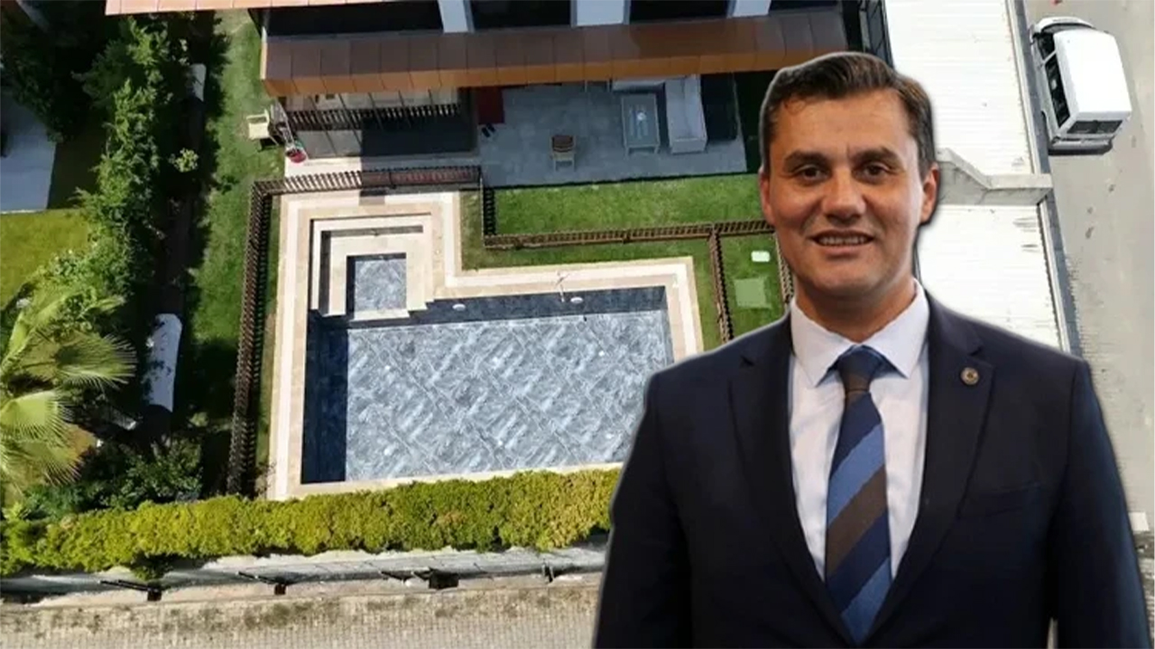 Eski Manisa Büyükşehir Belediye Başkanı Ferdi Zeyrek'in, evinde bulunan havuzun makine dairesindeki arızayı kontrol etmek