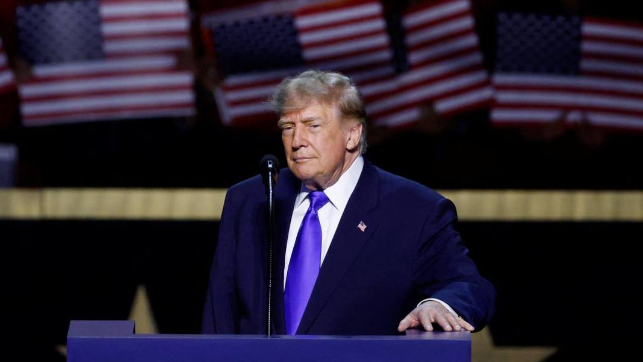 ABD Başkanı Donald Trump, İran'ın eski Petrol Bakanı Muhsin Paknejad'ın istifasıyla ilgili çarpıcı bir iddiada bulundu.