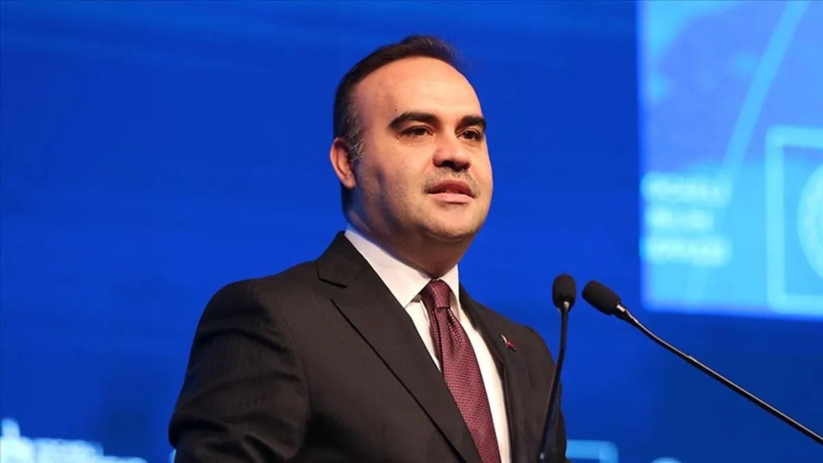 Bakan Kacır: Türk gençliği tam bağımsız ve müreffeh Türkiye’yi kararlılıkla inşa edecek