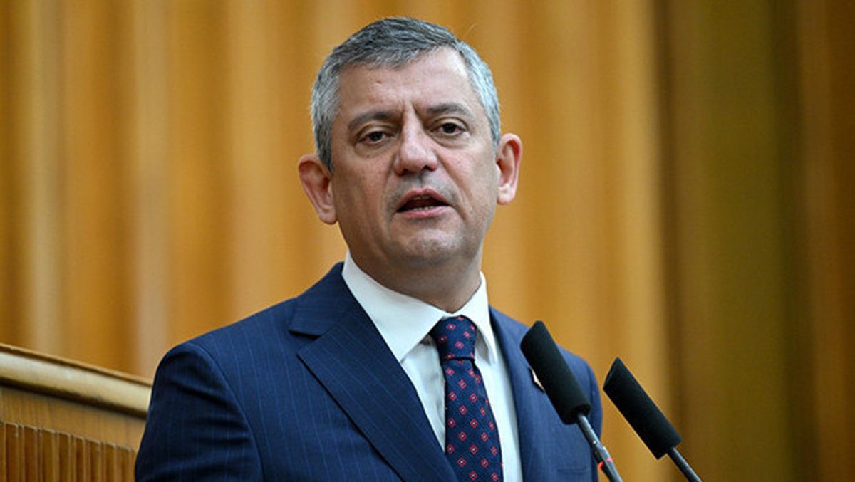 YENİ Parti Genel Başkanı Özgür Özel, DEM Parti Eş Genel Başkanları Tülay Hatimoğulları ve Tuncer Bakırhan ile bir araya geldi