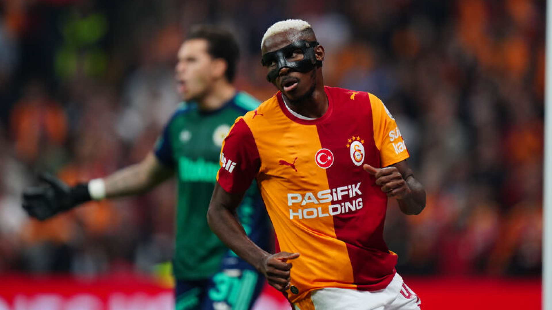 Dünya devi Osimhen'i gözüne kestirdi!