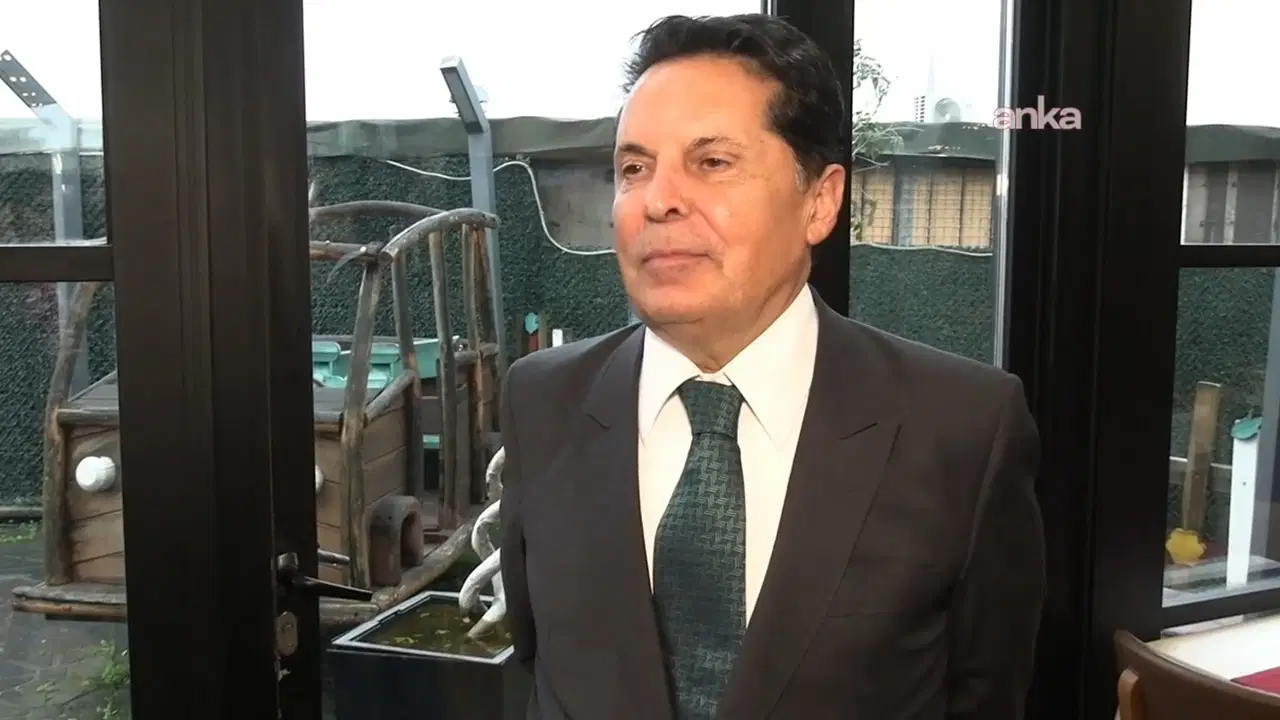Esenyurt operasyonunun 2. yılı... Ahmet Özer şafak baskını anını anlattı: 'Onlarca polis evimin etrafını kuşattı'