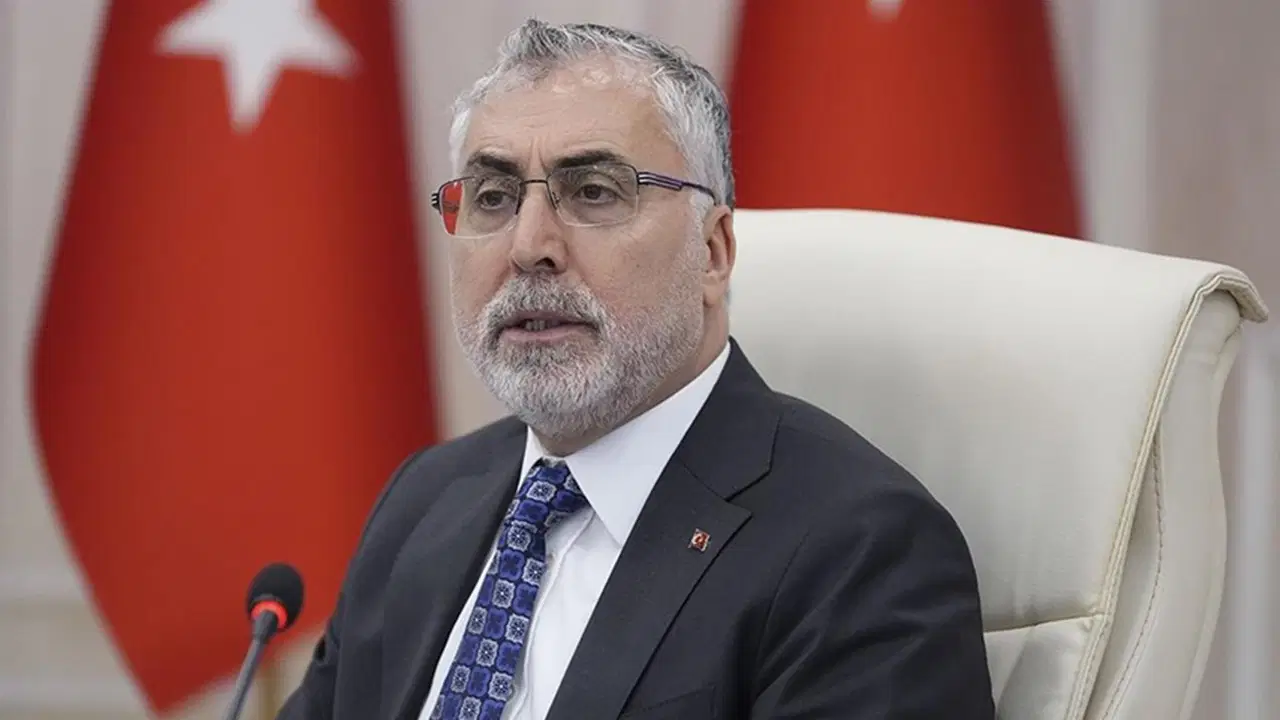 CHP, Bakan Işıkhan'a 'ev kadınlarına emeklilik' düzenlemesini sordu: '3 yıl geçti somut adım nerede?'